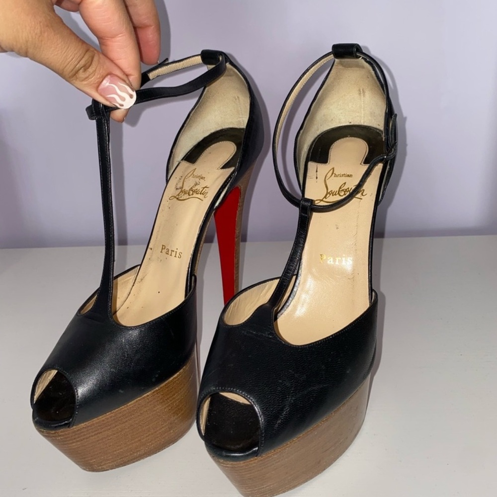 Louboutin heels size 41